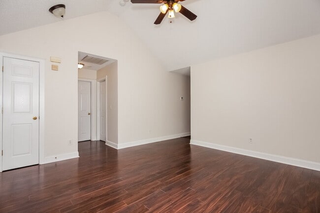 Building Photo - 13438 Glencreek Ln
