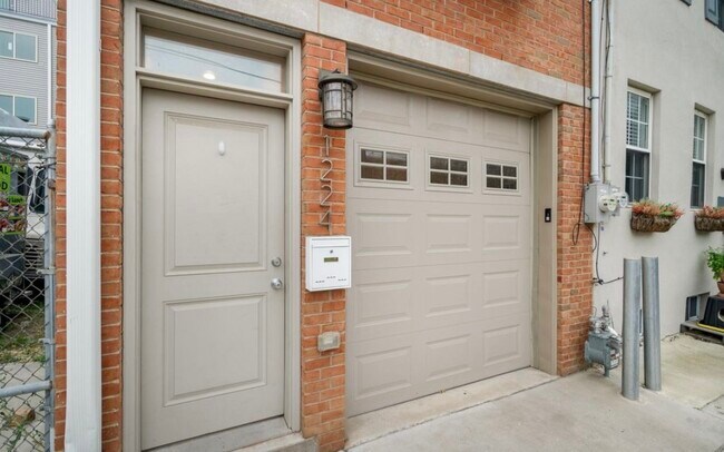 Building Photo - 1224 Alter St