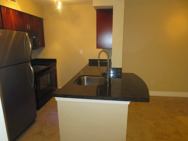 Photo - 2871 N Oakland Forest Dr Apartment