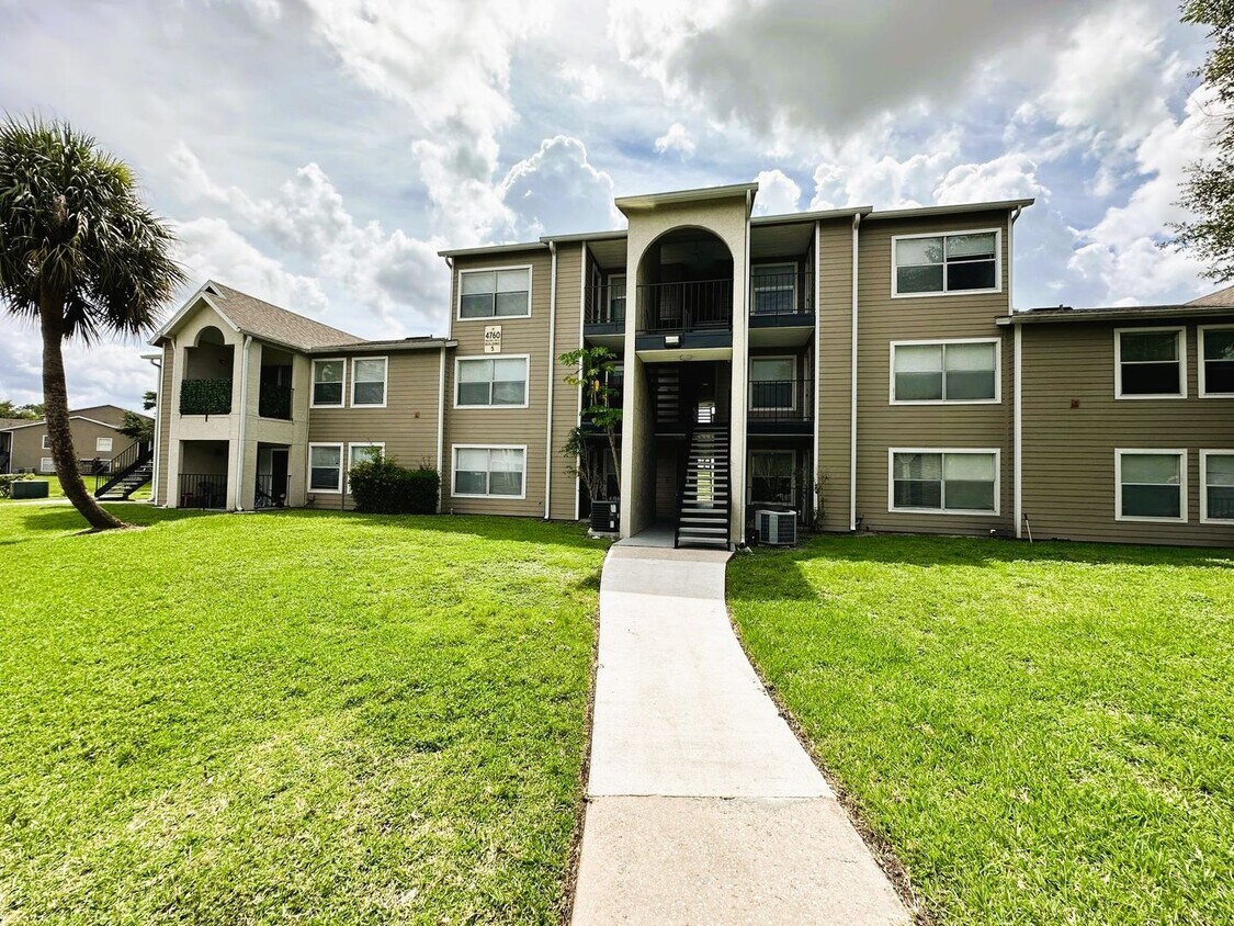 Primary Photo - 4760 Walden Cir
