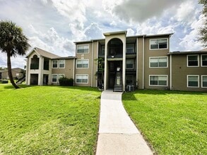 Building Photo - 4760 Walden Cir