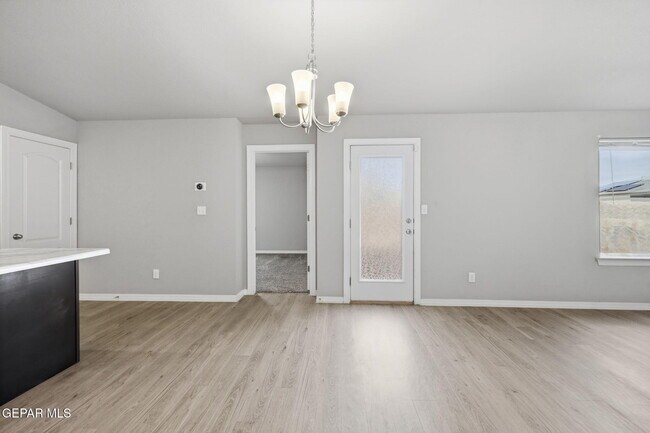 Building Photo - 14561 Desert Poppy Ct