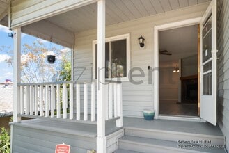 Building Photo - 1106 Lindell Dr