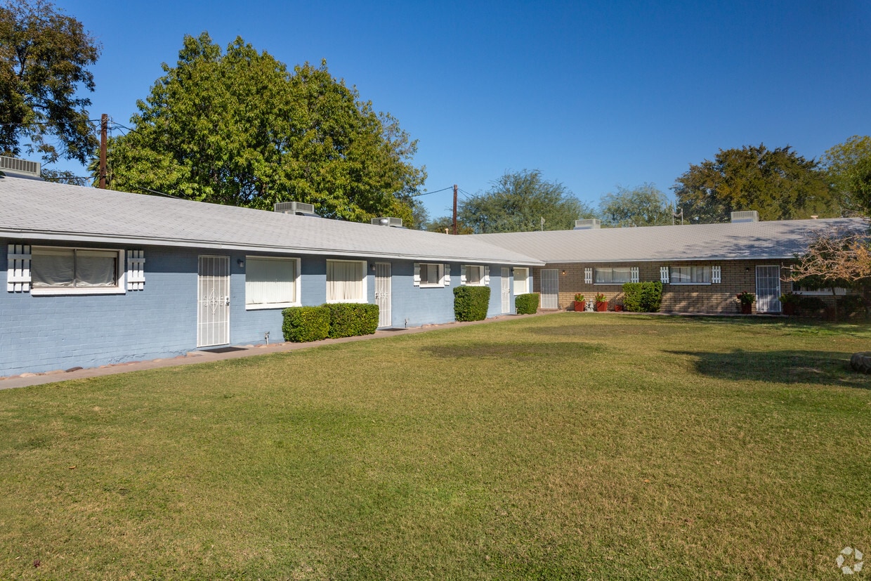 Exterior - Olive Apartments