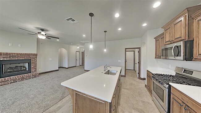 Foto del edificio - 7100 Daxton Ct