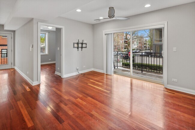 Foto del edificio - 1100 N Paulina St