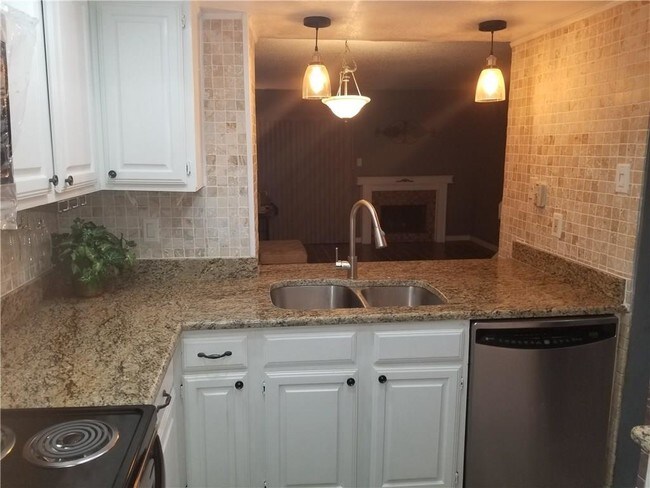 Foto del edificio - 2109 Park Willow Ln