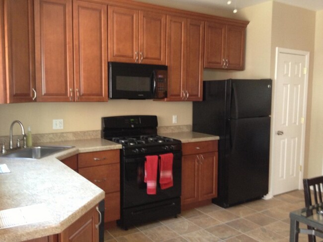 Foto del edificio - 158 Dryden Way