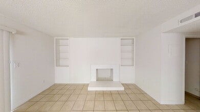 Building Photo - 14621 Del Amo Ave