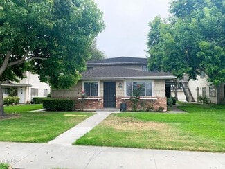 Building Photo - 682 W Hemlock St