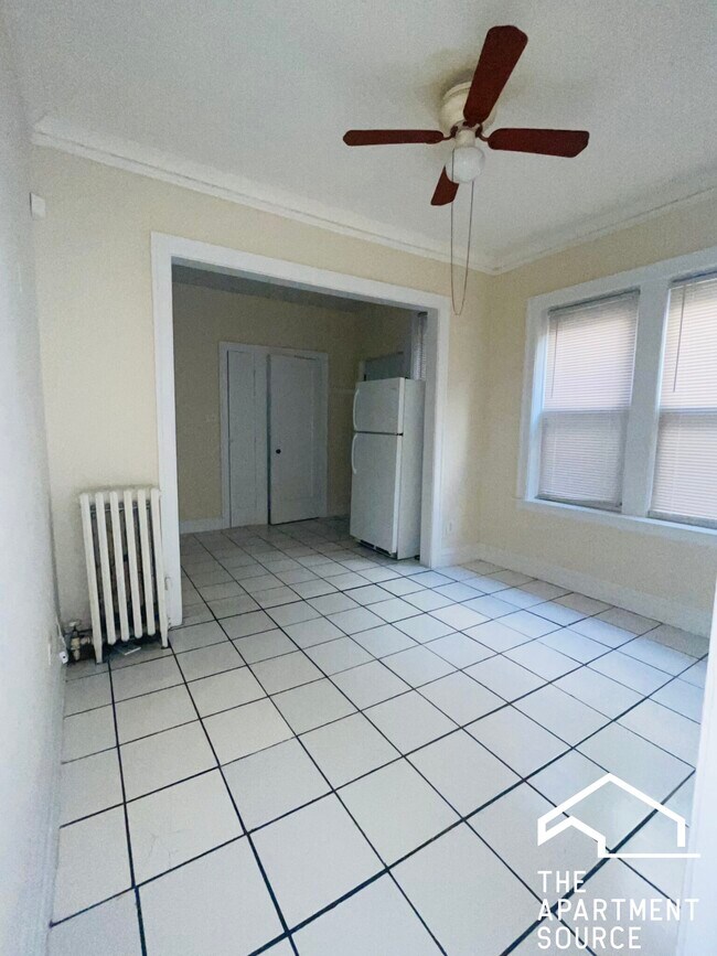 2146 Gunderson Ave Unit 225, Berwyn, IL 60402 Condo for Rent in