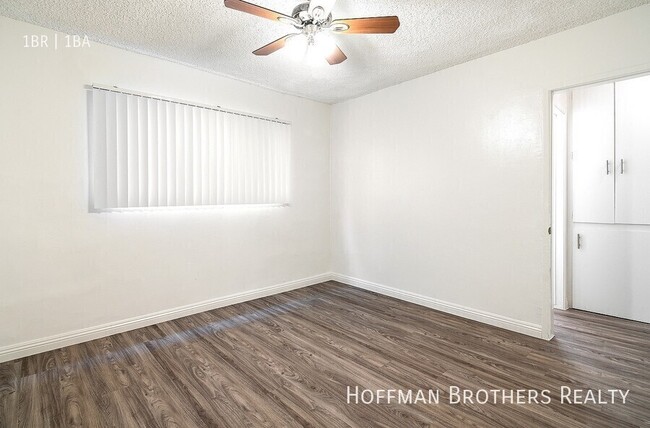 Building Photo - 20436 Cohasset St