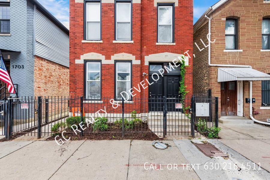 Primary Photo - *** CENTRAL AIR / 2 BDRM / 1 BTH / APPL IN...