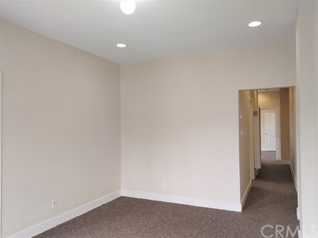 Building Photo - 3921 Walton Ave