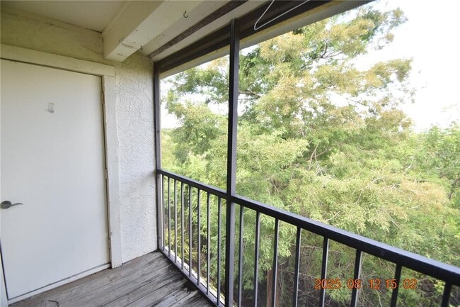 Foto del edificio - 11901 4th St N