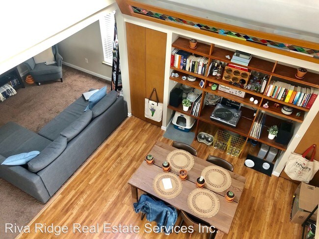 Foto del edificio - 317 Sweetbriar St