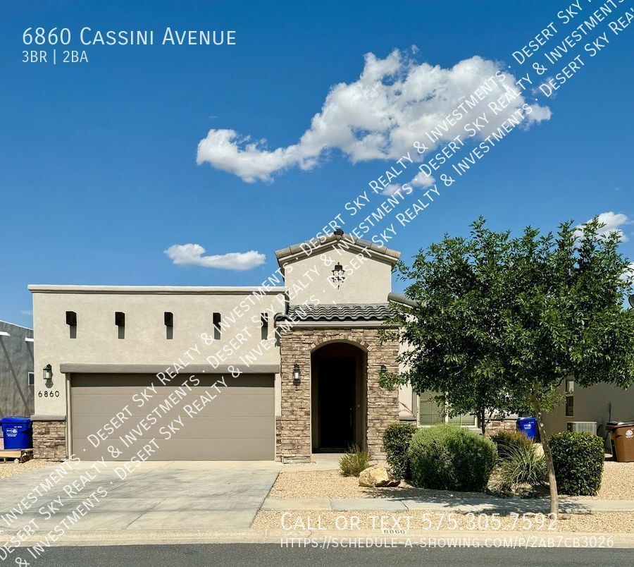 Primary Photo - 3 Bedroom 2 Bathroom Home Near Golf Course