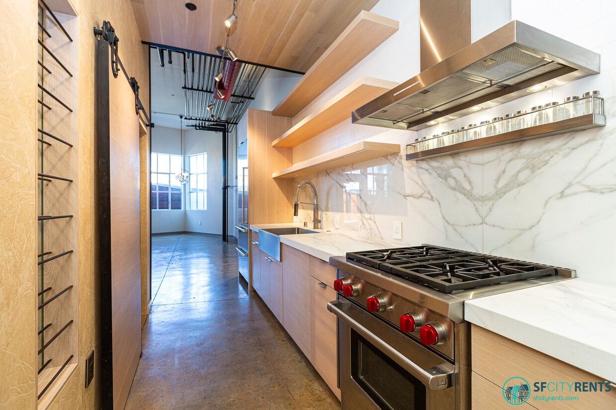 Primary Photo - SoMa: Luxurious Remodeled Conversion Live/...