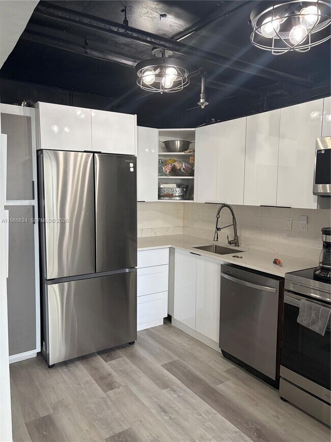 Foto del edificio - 20355 NE 34th Ct