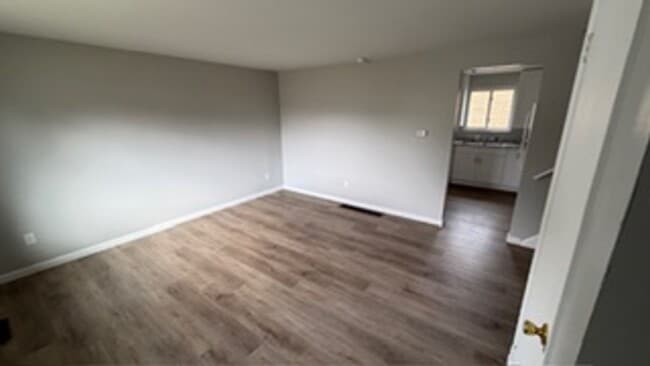Foto del edificio - 4954 Talford Ct