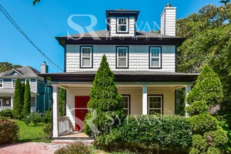 Building Photo - 1006 Hightower Rd NW