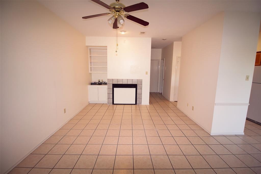 Primary Photo - 1103 Dulles Ave