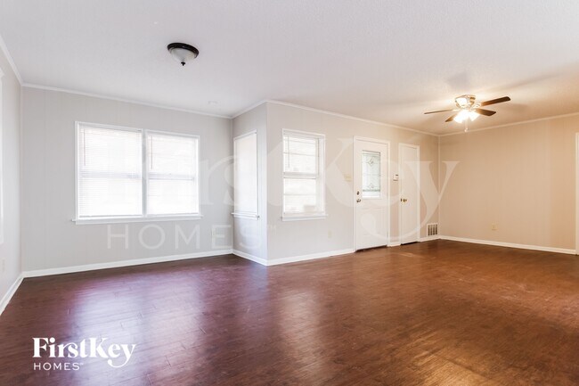 Foto del edificio - 5311 Virgil Rd