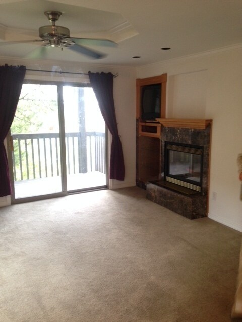 Building Photo - 2970 Columbine Dr