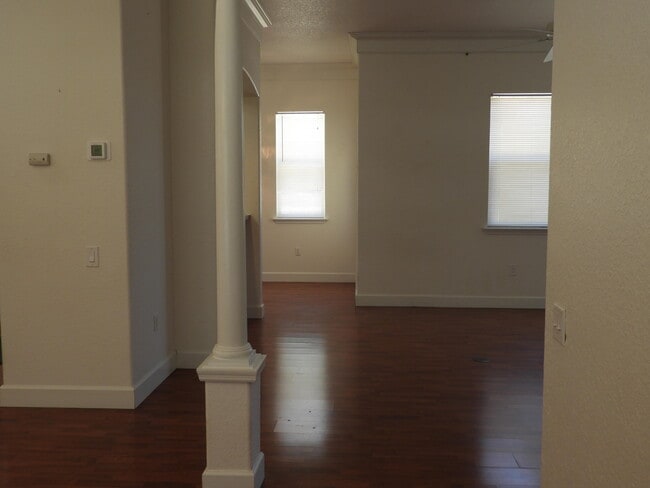 Building Photo - 1650 Fife Ct