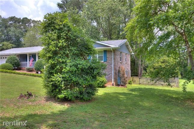 Building Photo - 3 br, 2 bath House - 2144 Windsor Drive