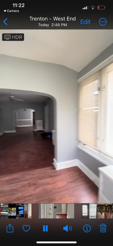 Foto del edificio - 649 W State St