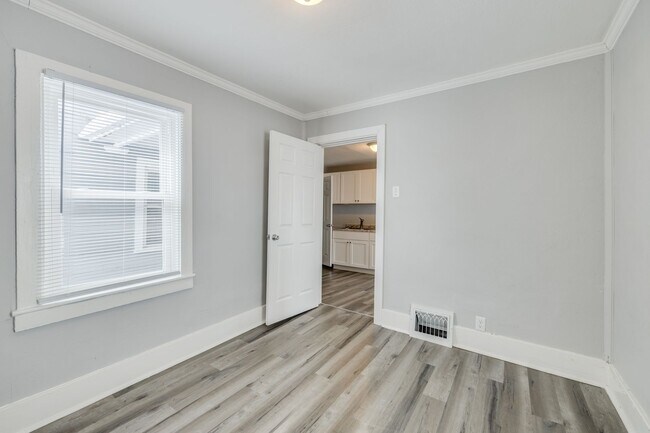Foto del edificio - 31/33 S Butler St