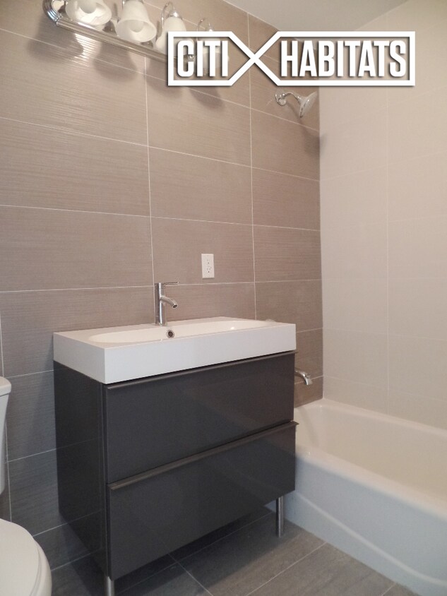 Foto del edificio - 145 W 118th St