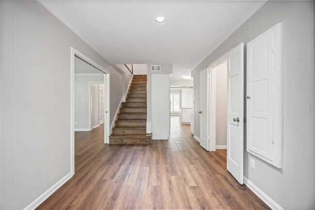 Building Photo - 6226 Allentown Dr