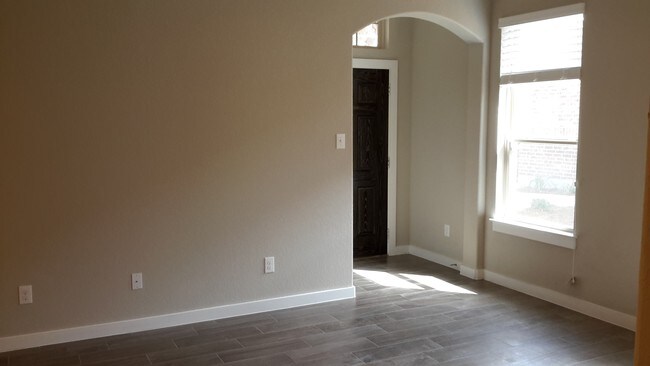 Foto del edificio - 374-378 Creekside Xing
