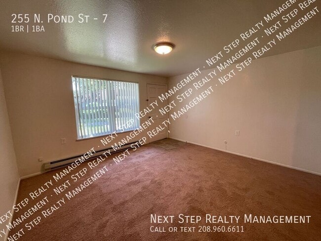 Building Photo - 255 N Pond St