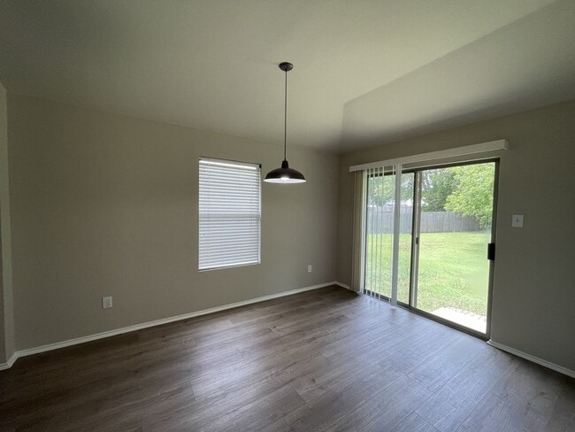 Building Photo - 7404 Fossil Creek Dr