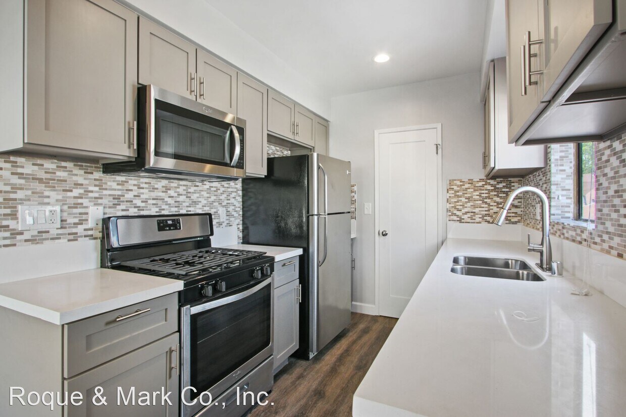 Primary Photo - 1 br, 1 bath Apartment - 1111 17th Street ...