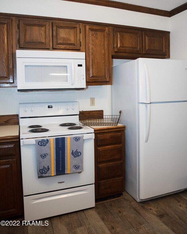 21 Courtyard Cir, Lafayette, LA 70508 Townhome Rentals in Lafayette