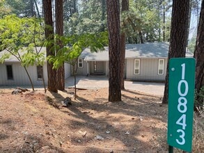 Building Photo - 10843 Barde Ct