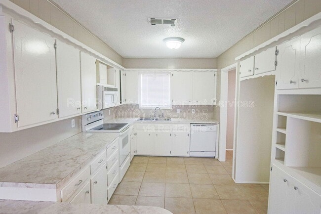 Building Photo - 6570 Oxen Rd