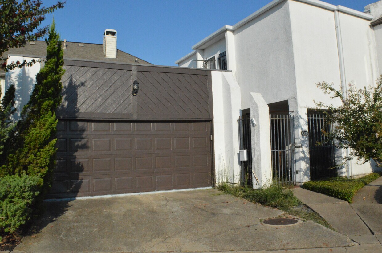 Photo - 4508 Medinah Pl (Bellaire, TX)