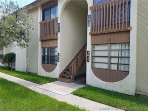 Building Photo - 3027 NW 118th Dr