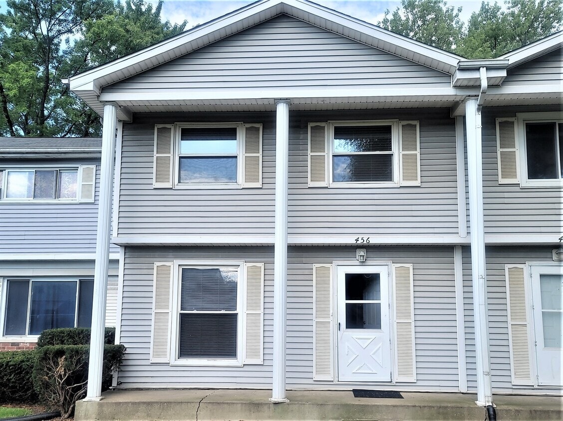 Primary Photo - 631 E Boughton Rd