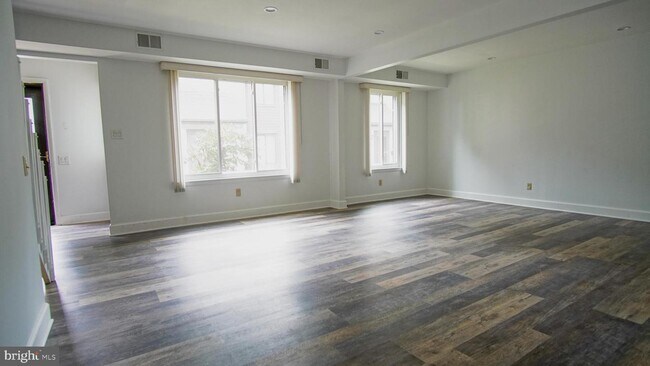 Building Photo - 2306 Aspen Cir