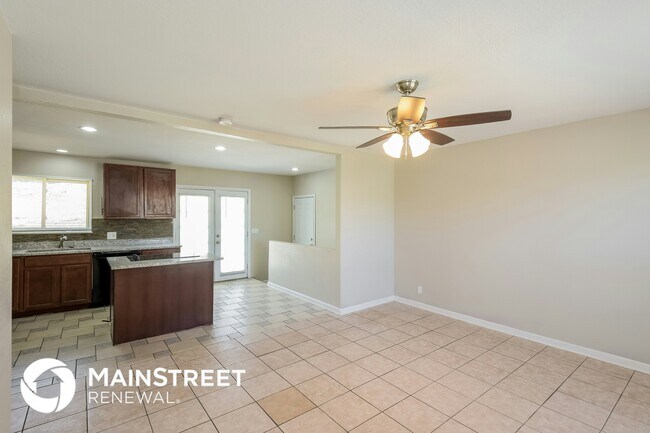 Foto del edificio - 2644 E 97th Ave