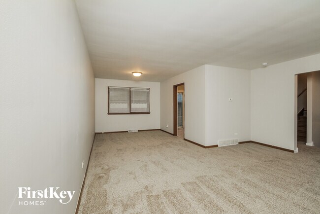 Building Photo - 3423 East 171st Street