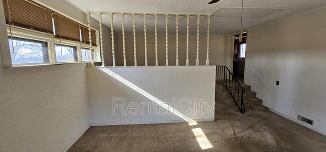 Foto del edificio - 3415 Old Lake Rd