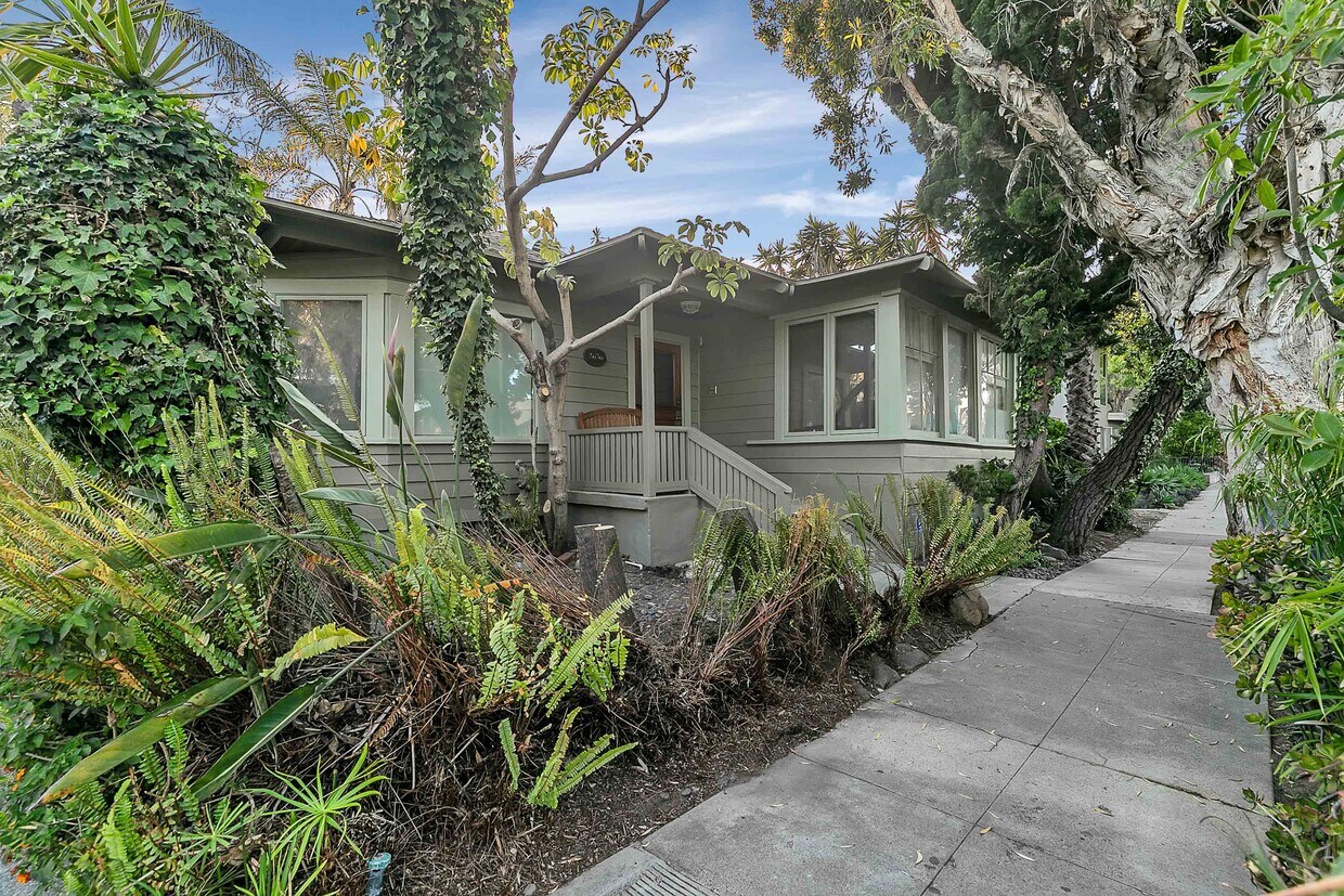 Foto principal - 2636 5th St