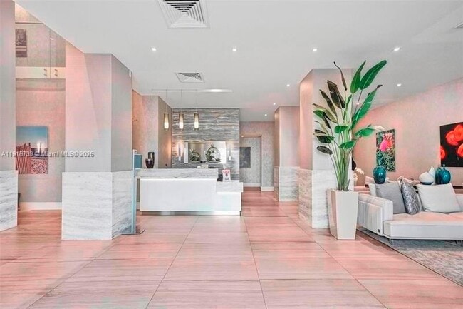 Foto del edificio - 2301 S Ocean Dr